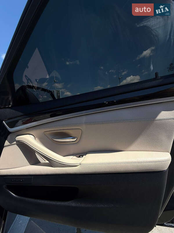 Седан BMW 5 Series 2012 в Киеве