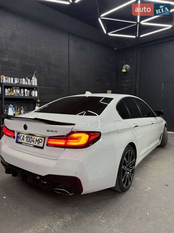 Седан BMW 5 Series 2017 в Києві