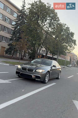 Седан BMW 5 Series 2013 в 