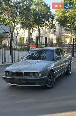 Седан BMW 5 Series 1993 в Одесі