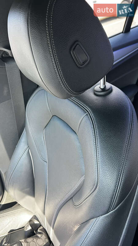 Седан BMW 5 Series 2017 в Запорожье фото 63 Седан BMW 5 Series 2017 в Запорожье