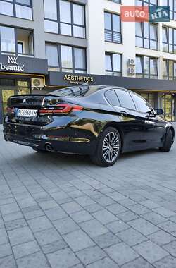 Седан BMW 5 Series 2017 в 