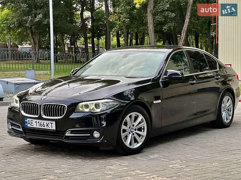 BMW 5 Series 2016