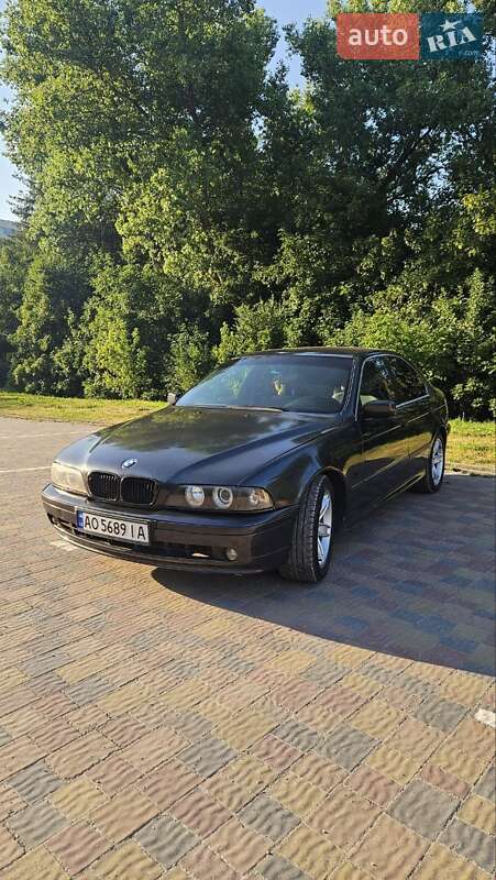 BMW 5 Series 2000