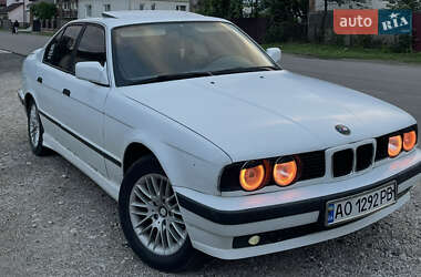 Седан BMW 5 Series 1991 в Иршаве