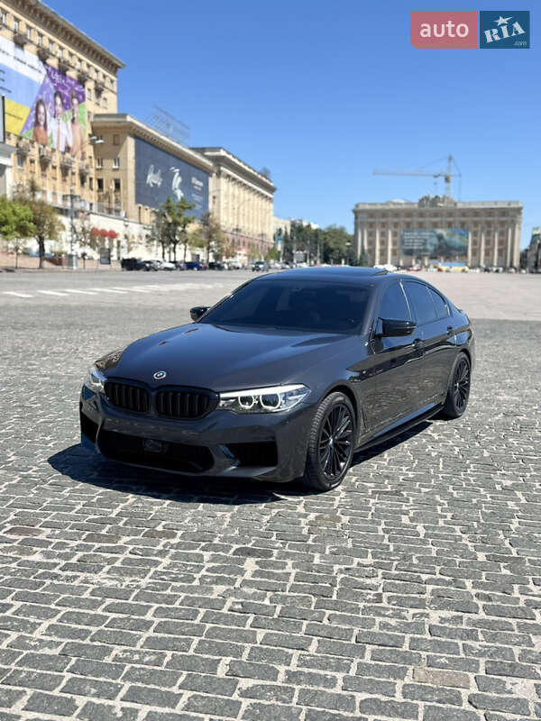 Седан BMW 5 Series 2017 в Києві