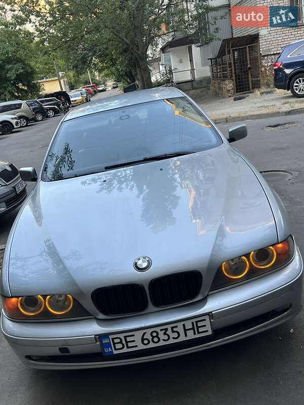 BMW 5 Series 1999
