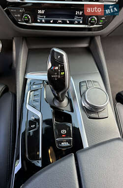 Седан BMW 5 Series 2020 в 