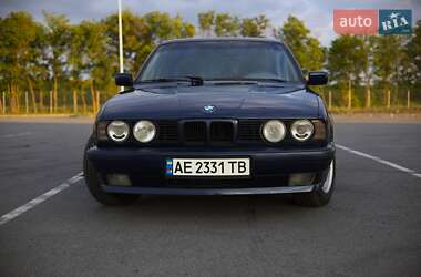 Седан BMW 5 Series 1993 в Дніпрі