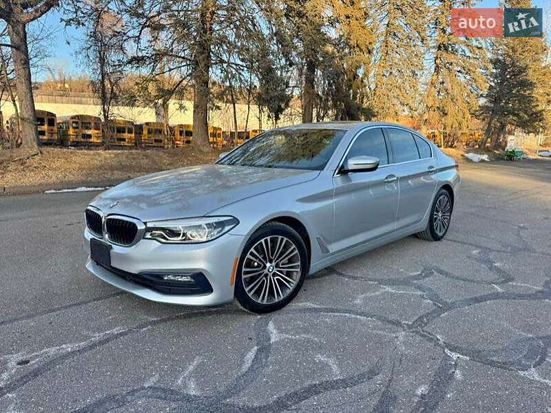 Седан BMW 5 Series 2017 в Киеве