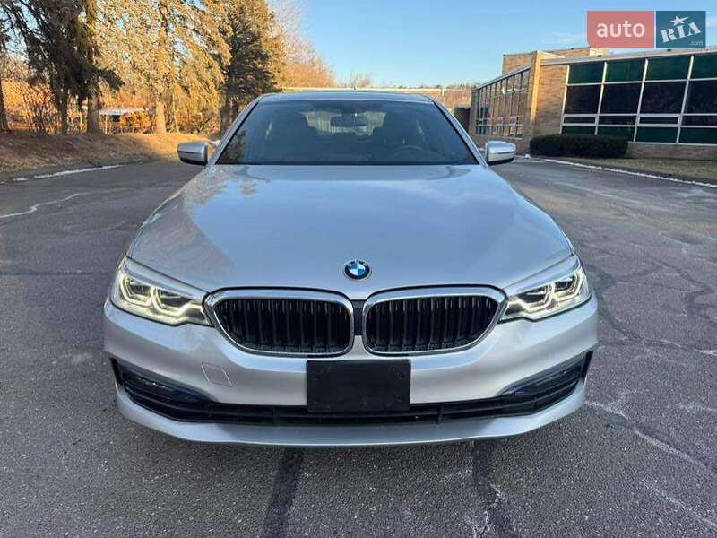 Седан BMW 5 Series 2017 в Киеве