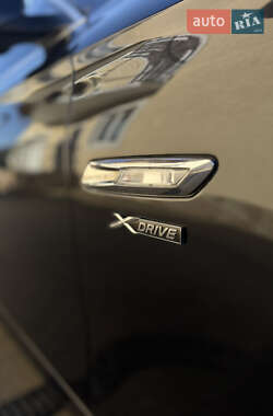 Седан BMW 5 Series 2011 в 