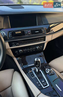 Седан BMW 5 Series 2011 в 