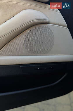Седан BMW 5 Series 2011 в 