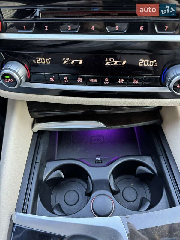 Седан BMW 5 Series 2017 в Одессе