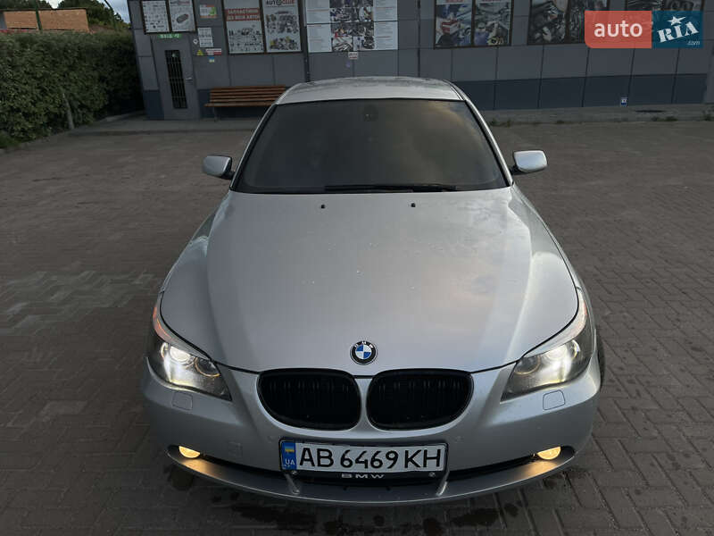 Седан BMW 5 Series 2003 в Вінниці