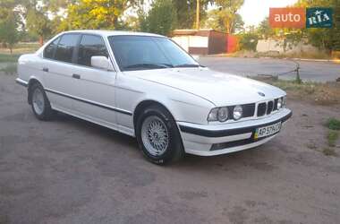 Седан BMW 5 Series 1988 в Запоріжжі