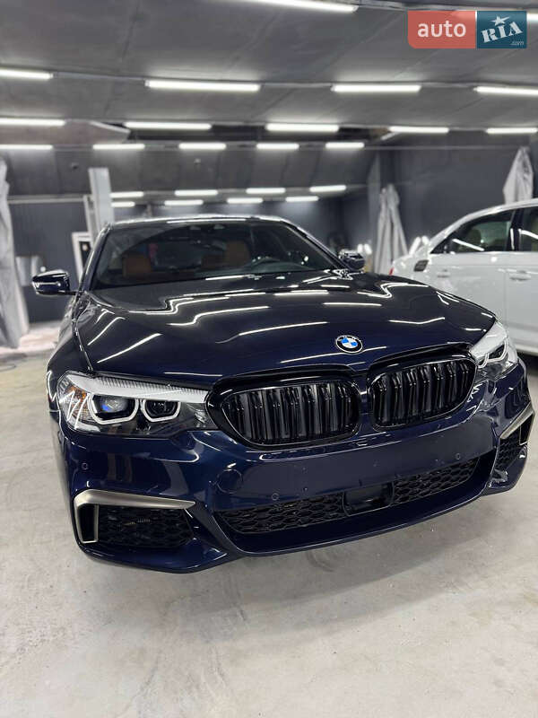 Седан BMW 5 Series 2019 в 