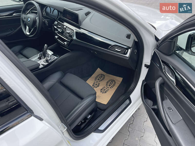 Седан BMW 5 Series 2018 в Луцьку