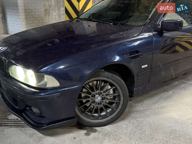 Седан BMW 5 Series 1998 в Харькове