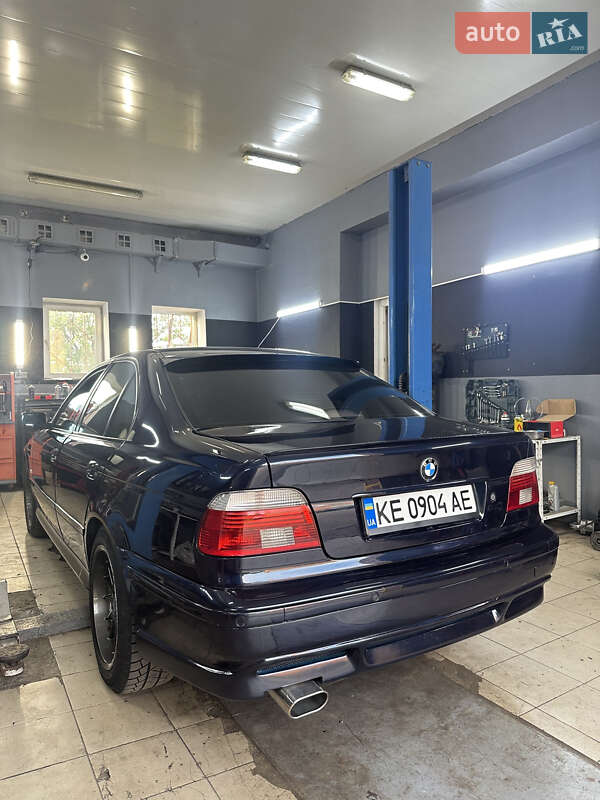 Седан BMW 5 Series 1998 в Харькове