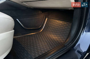 Седан BMW 5 Series 2013 в 