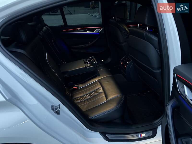 Седан BMW 5 Series 2017 в Тернополе