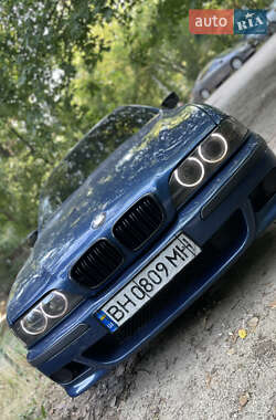 Седан BMW 5 Series 2001 в Запорожье