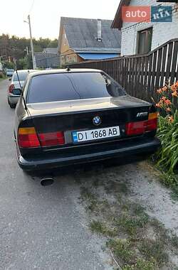 Седан BMW 5 Series 1992 в Чернигове
