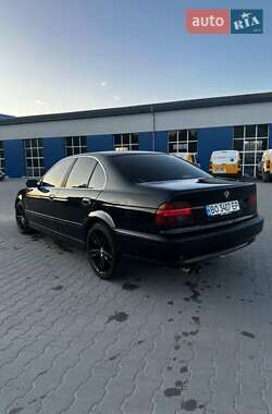 Седан BMW 5 Series 2000 в 
