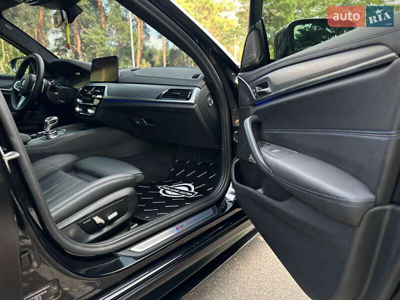 Седан BMW 5 Series 2020 в Києві