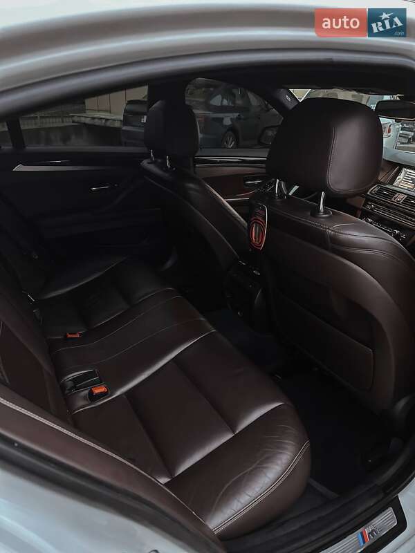 Седан BMW 5 Series 2014 в Николаеве