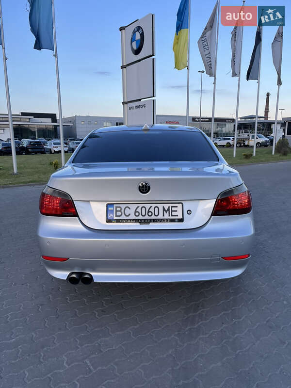 Седан BMW 5 Series 2005 в Львові