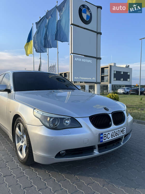 Седан BMW 5 Series 2005 в Львові