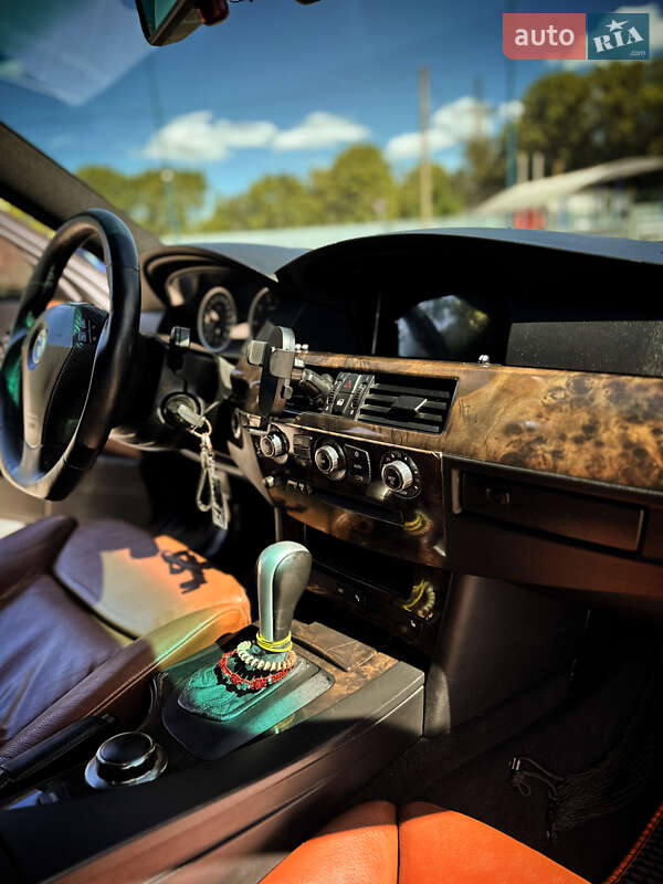 Седан BMW 5 Series 2004 в Кропивницькому фото 14 Седан BMW 5 Series 2004 в Кропивницькому