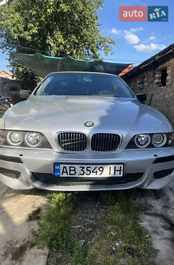 Седан BMW 5 Series 2000 в Виннице