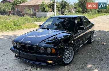 Седан BMW 5 Series 1990 в Харькове