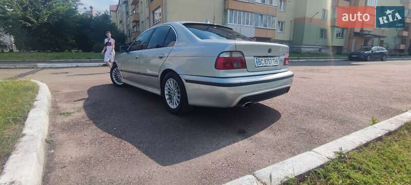 Седан BMW 5 Series 1997 в Дрогобыче