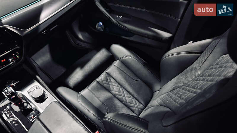 Седан BMW 5 Series 2021 в Киеве