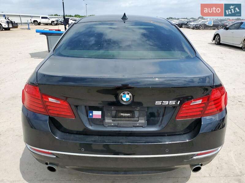 Седан BMW 5 Series 2015 в Кропивницком