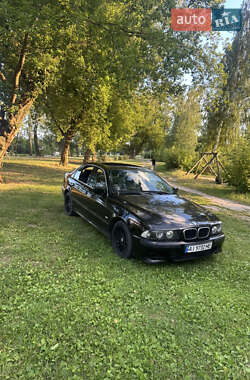 Седан BMW 5 Series 2002 в Києві