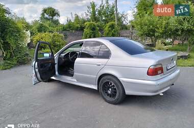 Седан BMW 5 Series 2000 в Рівному