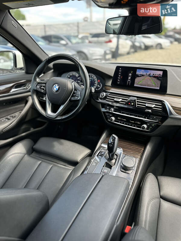 Седан BMW 5 Series 2019 в Івано-Франківську