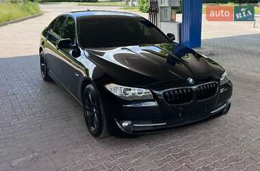 Седан BMW 5 Series 2012 в Чернівцях