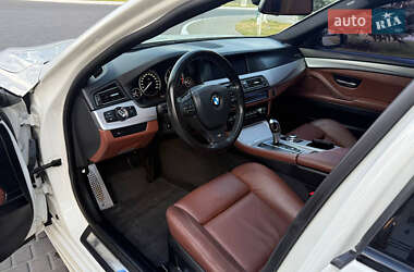 Седан BMW 5 Series 2012 в 