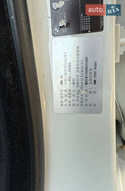 Седан BMW 5 Series 2012 в 