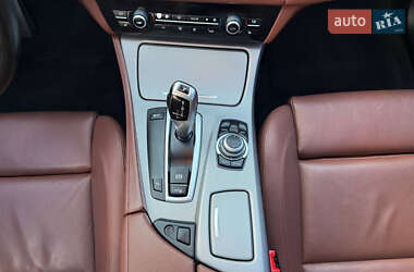 Седан BMW 5 Series 2012 в 