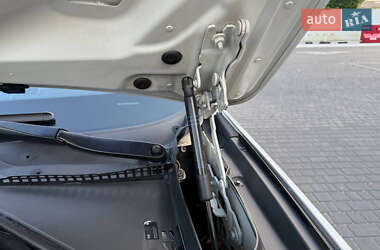 Седан BMW 5 Series 2012 в 