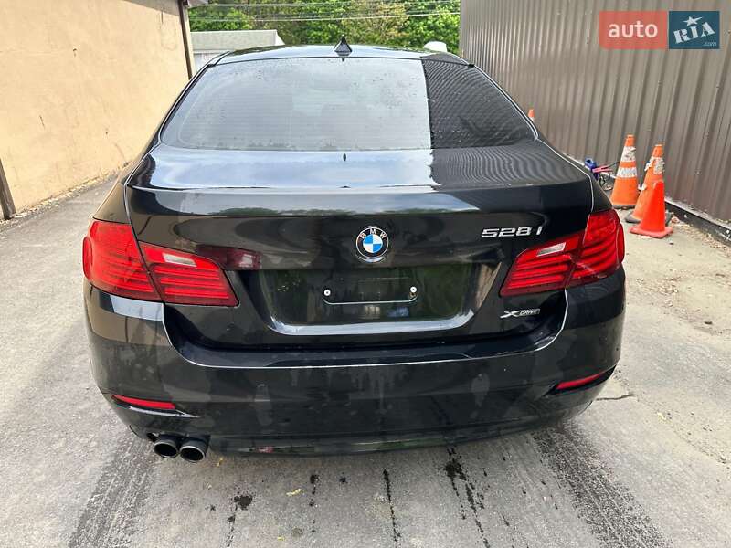 Седан BMW 5 Series 2016 в Полтаве