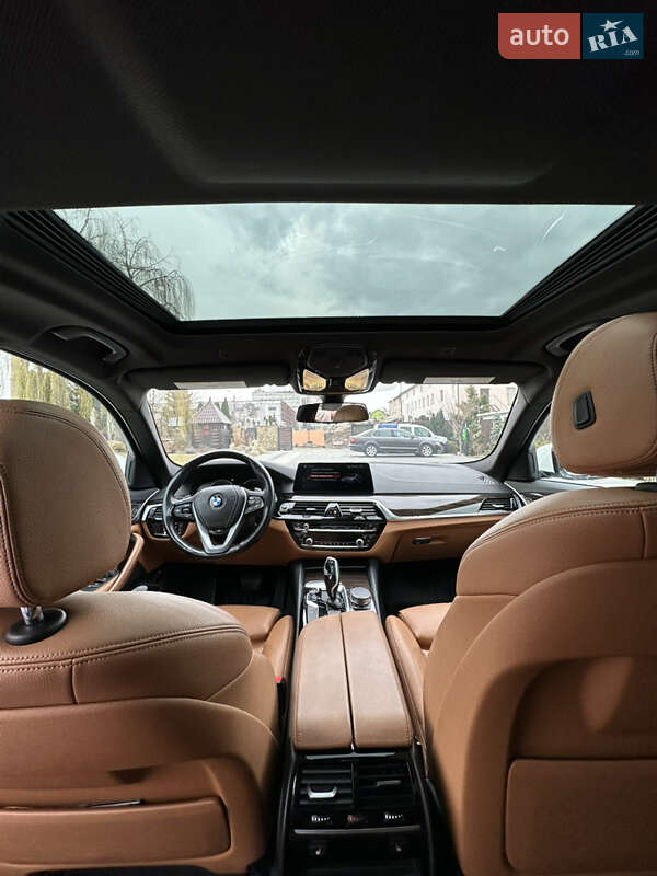 BMW 5 Series 2019